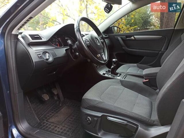 Фольксваген Пассат 2012 в Гребенке на Automoto.ua Синий Фольксваген Пассат, объемом двигателя 1.6 л и пробегом 280 тыс. км за 9650 $, фото 12 на Automoto.ua