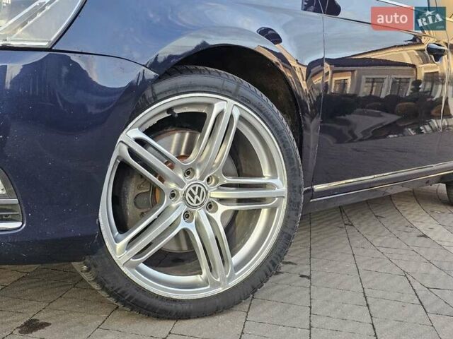 Синий Фольксваген Пассат, объемом двигателя 2 л и пробегом 285 тыс. км за 11600 $, фото 55 на Automoto.ua