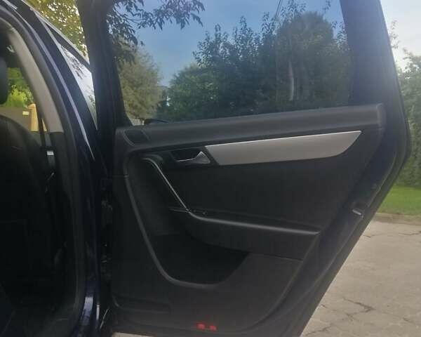 Синій Фольксваген Пассат, об'ємом двигуна 1.6 л та пробігом 285 тис. км за 10500 $, фото 29 на Automoto.ua