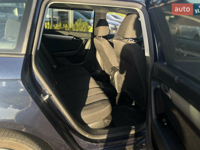 Синий Фольксваген Пассат, объемом двигателя 1.4 л и пробегом 208 тыс. км за 9450 $, фото 8 на Automoto.ua