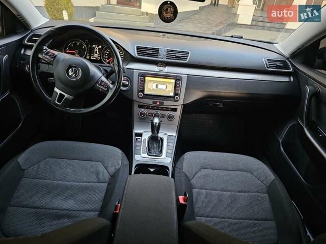Синий Фольксваген Пассат, объемом двигателя 2 л и пробегом 285 тыс. км за 11600 $, фото 121 на Automoto.ua