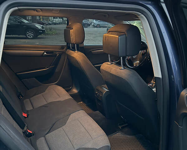 Синий Фольксваген Пассат, объемом двигателя 1.4 л и пробегом 202 тыс. км за 6500 $, фото 6 на Automoto.ua