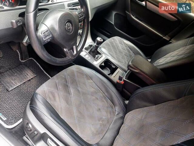 Синій Фольксваген Пассат, об'ємом двигуна 1.6 л та пробігом 50 тис. км за 7999 $, фото 9 на Automoto.ua