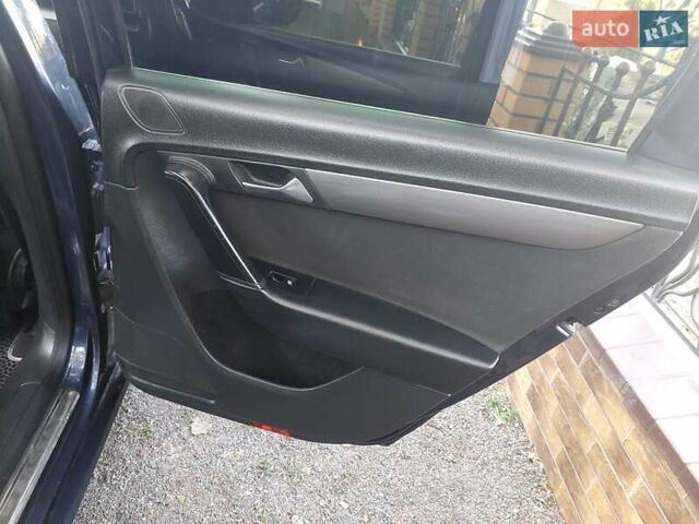 Синий Фольксваген Пассат, объемом двигателя 1.6 л и пробегом 50 тыс. км за 7499 $, фото 39 на Automoto.ua