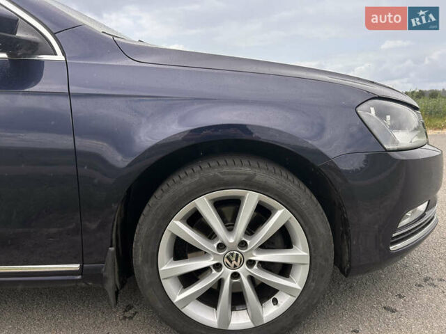 Синий Фольксваген Пассат, объемом двигателя 1.9 л и пробегом 176 тыс. км за 14500 $, фото 3 на Automoto.ua