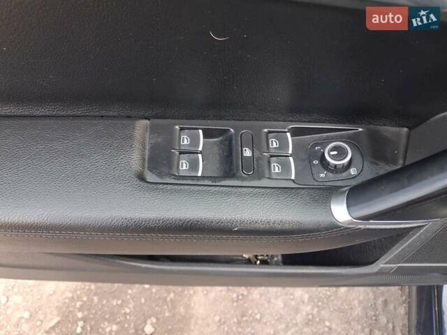 Синий Фольксваген Пассат, объемом двигателя 1.6 л и пробегом 282 тыс. км за 9500 $, фото 11 на Automoto.ua