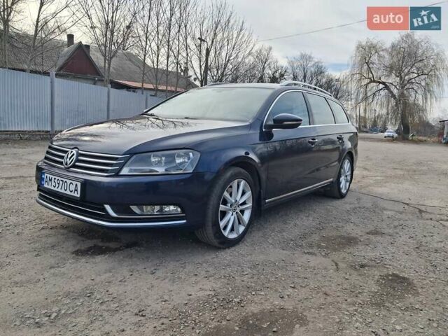 Синий Фольксваген Пассат, объемом двигателя 1.6 л и пробегом 282 тыс. км за 9500 $, фото 1 на Automoto.ua
