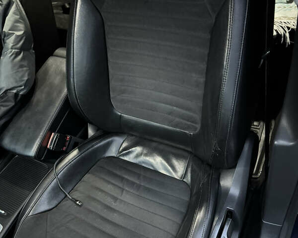 Синій Фольксваген Пассат, об'ємом двигуна 1.6 л та пробігом 292 тис. км за 9599 $, фото 21 на Automoto.ua