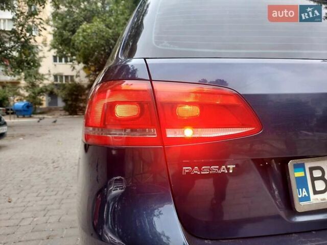 Синий Фольксваген Пассат, объемом двигателя 1.6 л и пробегом 50 тыс. км за 7499 $, фото 4 на Automoto.ua