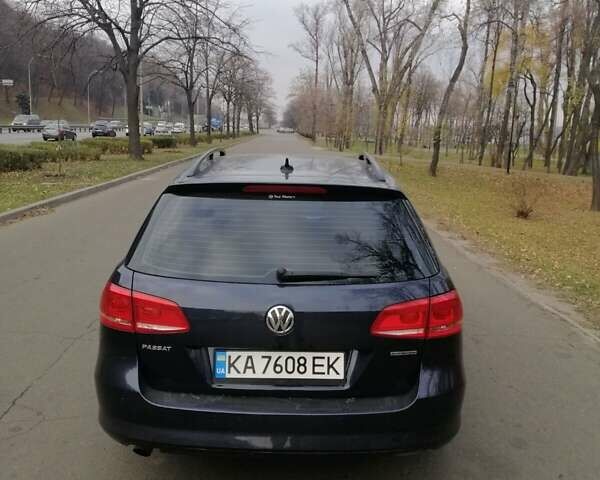 Синій Фольксваген Пассат, об'ємом двигуна 1.6 л та пробігом 285 тис. км за 10500 $, фото 4 на Automoto.ua