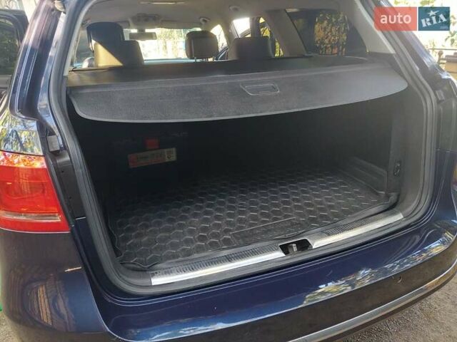 Синий Фольксваген Пассат, объемом двигателя 1.6 л и пробегом 50 тыс. км за 7499 $, фото 33 на Automoto.ua