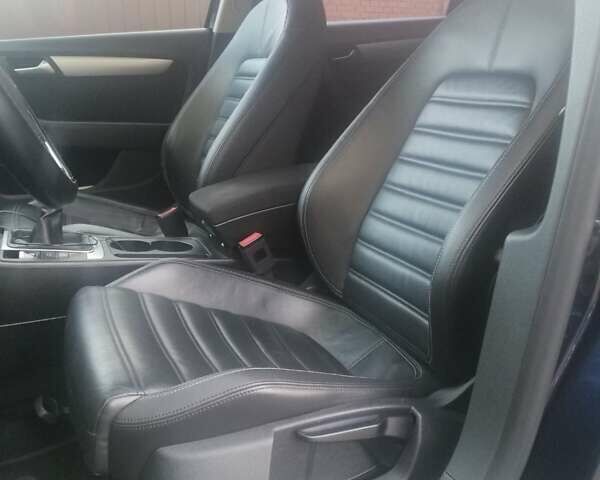 Синій Фольксваген Пассат, об'ємом двигуна 1.6 л та пробігом 285 тис. км за 10500 $, фото 34 на Automoto.ua