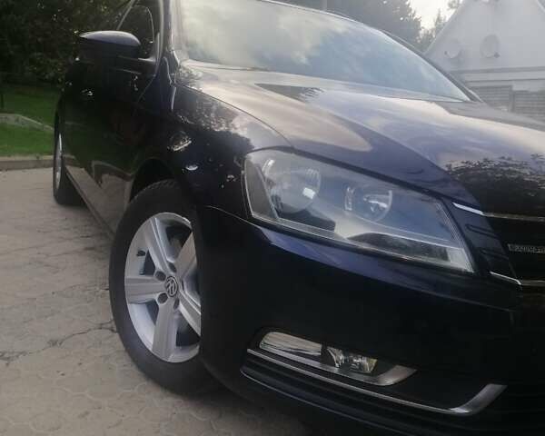 Синій Фольксваген Пассат, об'ємом двигуна 1.6 л та пробігом 285 тис. км за 10500 $, фото 20 на Automoto.ua