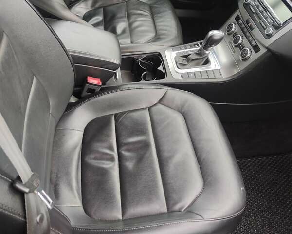 Синий Фольксваген Пассат, объемом двигателя 1.4 л и пробегом 270 тыс. км за 12400 $, фото 11 на Automoto.ua