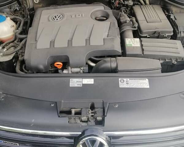 Синій Фольксваген Пассат, об'ємом двигуна 1.6 л та пробігом 285 тис. км за 10500 $, фото 9 на Automoto.ua