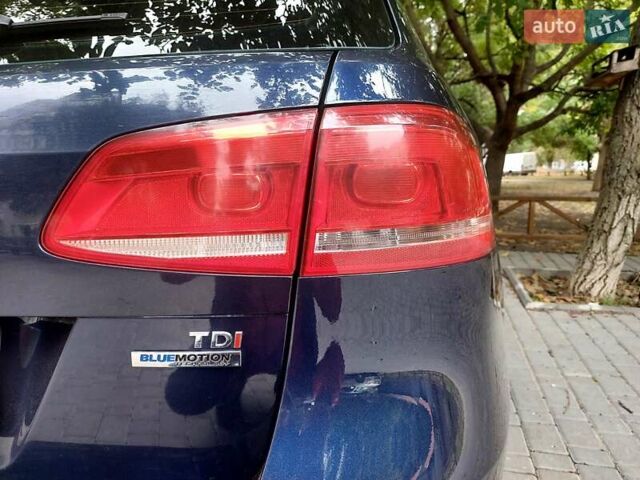 Синій Фольксваген Пассат, об'ємом двигуна 1.6 л та пробігом 50 тис. км за 7999 $, фото 27 на Automoto.ua