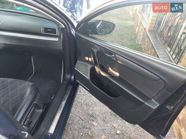 Синий Фольксваген Пассат, объемом двигателя 1.6 л и пробегом 50 тыс. км за 7499 $, фото 41 на Automoto.ua