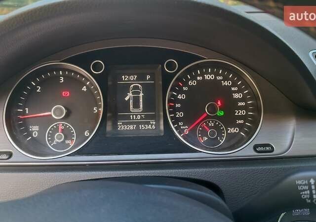 Синий Фольксваген Пассат, объемом двигателя 1.6 л и пробегом 233 тыс. км за 9500 $, фото 28 на Automoto.ua