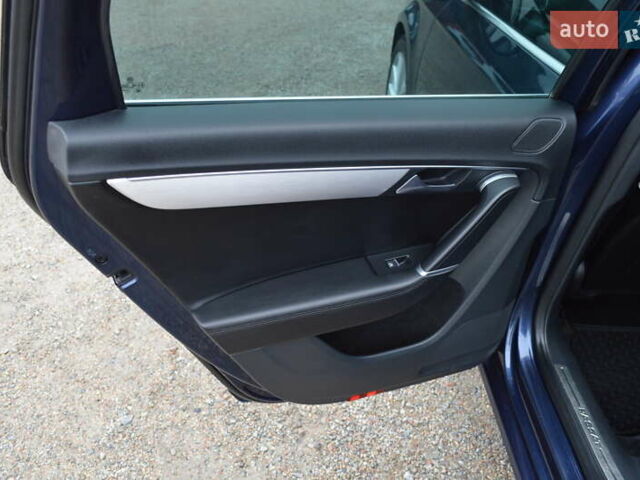 Синий Фольксваген Пассат, объемом двигателя 1.6 л и пробегом 248 тыс. км за 7800 $, фото 11 на Automoto.ua