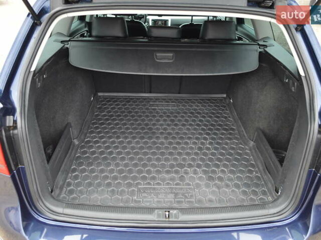 Синий Фольксваген Пассат, объемом двигателя 1.6 л и пробегом 248 тыс. км за 7800 $, фото 16 на Automoto.ua