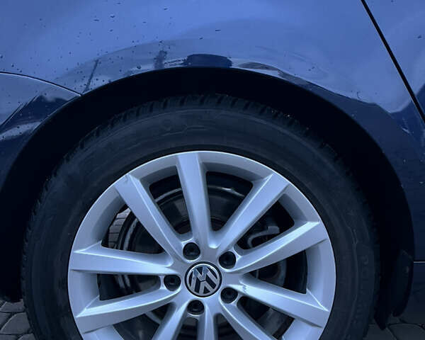 Синій Фольксваген Пассат, об'ємом двигуна 1.6 л та пробігом 274 тис. км за 12500 $, фото 72 на Automoto.ua