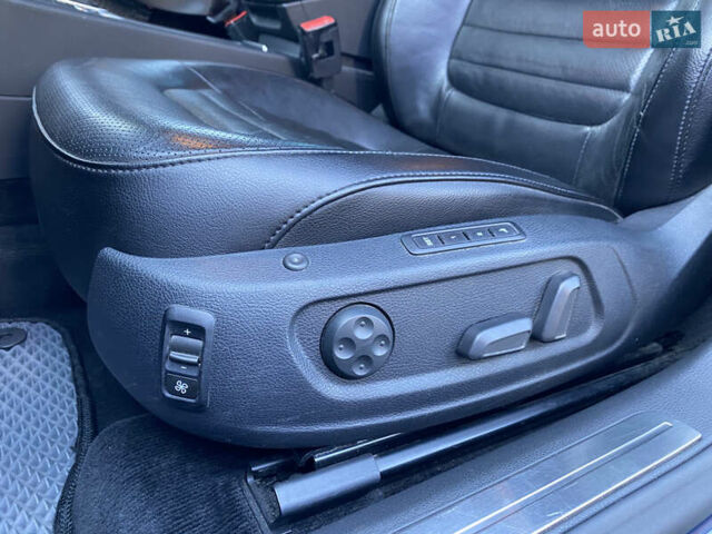 Синий Фольксваген Пассат, объемом двигателя 1.97 л и пробегом 269 тыс. км за 15200 $, фото 16 на Automoto.ua