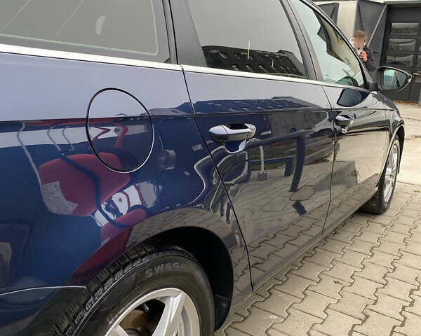 Синий Фольксваген Пассат, объемом двигателя 1.97 л и пробегом 288 тыс. км за 9800 $, фото 8 на Automoto.ua