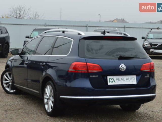 Синий Фольксваген Пассат, объемом двигателя 1.6 л и пробегом 248 тыс. км за 7800 $, фото 2 на Automoto.ua