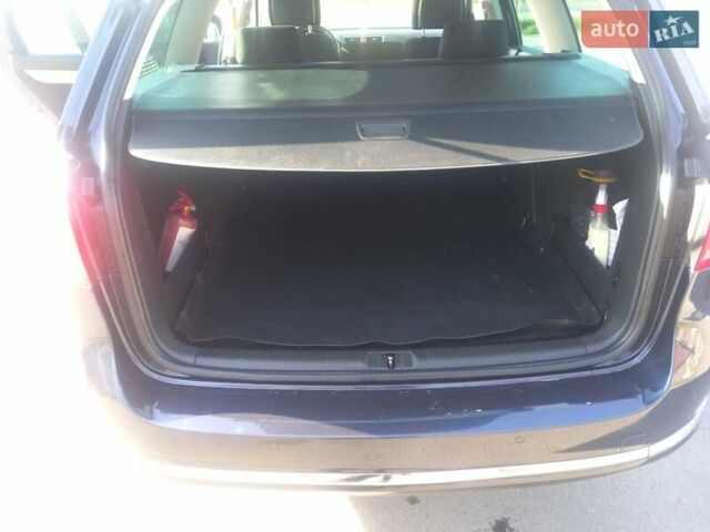 Синий Фольксваген Пассат, объемом двигателя 1.97 л и пробегом 302 тыс. км за 12200 $, фото 11 на Automoto.ua