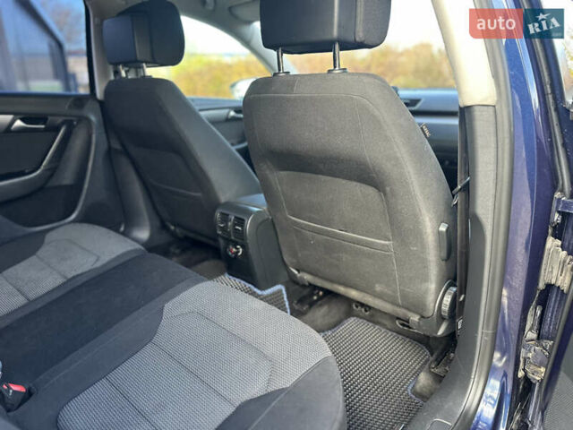 Синий Фольксваген Пассат, объемом двигателя 2 л и пробегом 272 тыс. км за 10350 $, фото 53 на Automoto.ua