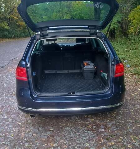 Синий Фольксваген Пассат, объемом двигателя 1.6 л и пробегом 233 тыс. км за 9500 $, фото 14 на Automoto.ua