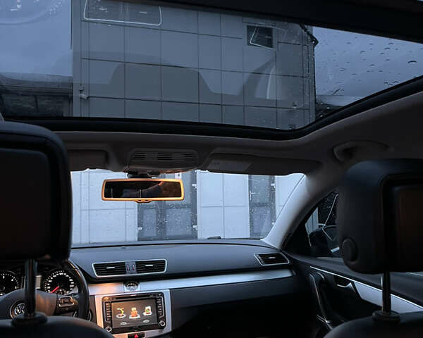 Синій Фольксваген Пассат, об'ємом двигуна 1.6 л та пробігом 274 тис. км за 12500 $, фото 61 на Automoto.ua