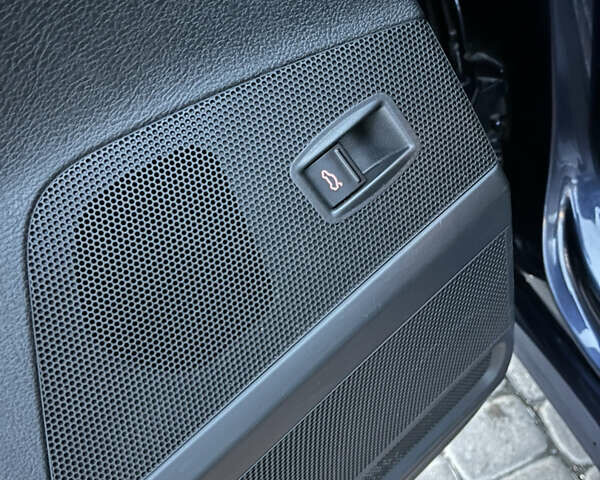 Синій Фольксваген Пассат, об'ємом двигуна 1.6 л та пробігом 274 тис. км за 12500 $, фото 53 на Automoto.ua