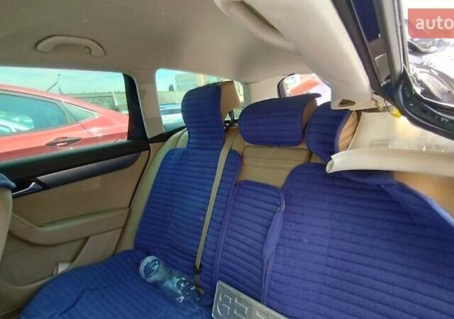 Синий Фольксваген Пассат, объемом двигателя 1.6 л и пробегом 220 тыс. км за 5800 $, фото 15 на Automoto.ua