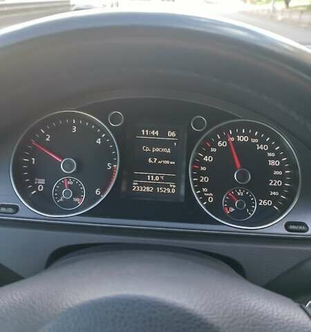Синий Фольксваген Пассат, объемом двигателя 1.6 л и пробегом 233 тыс. км за 9500 $, фото 1 на Automoto.ua