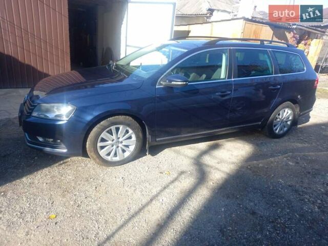 Синий Фольксваген Пассат, объемом двигателя 1.97 л и пробегом 302 тыс. км за 12200 $, фото 28 на Automoto.ua
