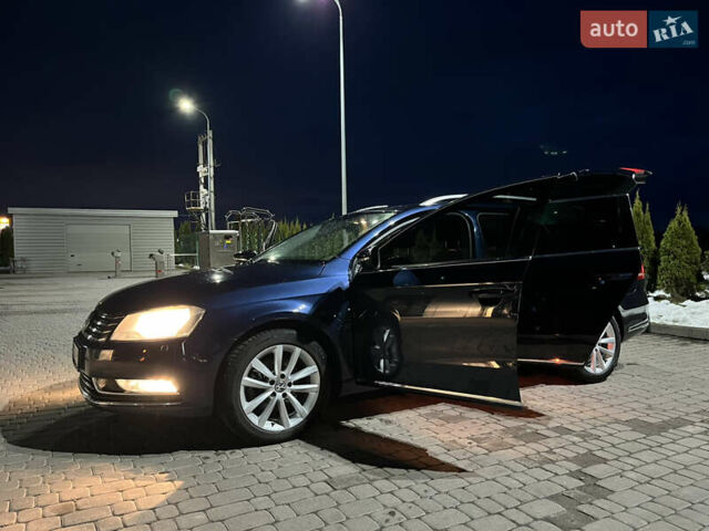 Синій Фольксваген Пассат, об'ємом двигуна 1.6 л та пробігом 274 тис. км за 12500 $, фото 83 на Automoto.ua