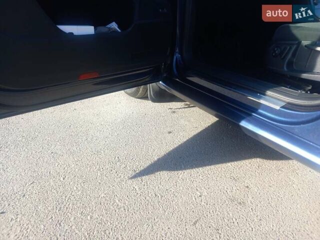 Синий Фольксваген Пассат, объемом двигателя 1.97 л и пробегом 302 тыс. км за 12200 $, фото 10 на Automoto.ua