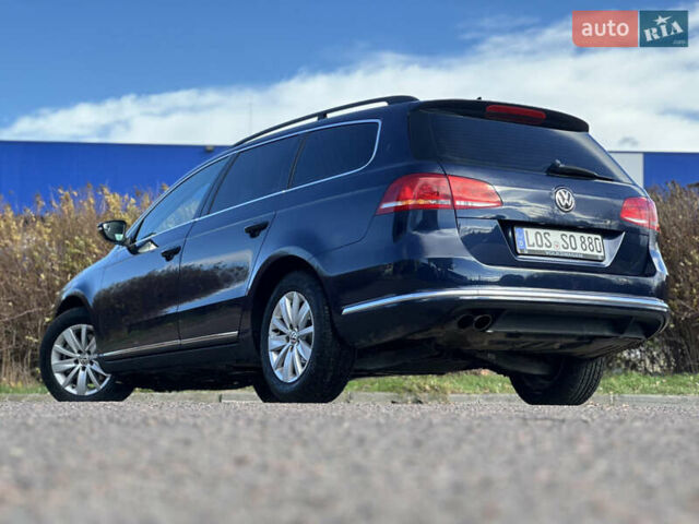 Синий Фольксваген Пассат, объемом двигателя 2 л и пробегом 272 тыс. км за 10350 $, фото 26 на Automoto.ua