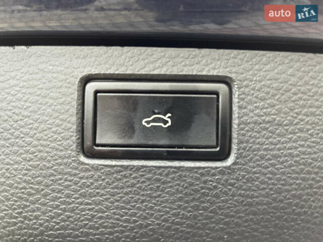 Синий Фольксваген Пассат, объемом двигателя 2 л и пробегом 330 тыс. км за 12300 $, фото 30 на Automoto.ua