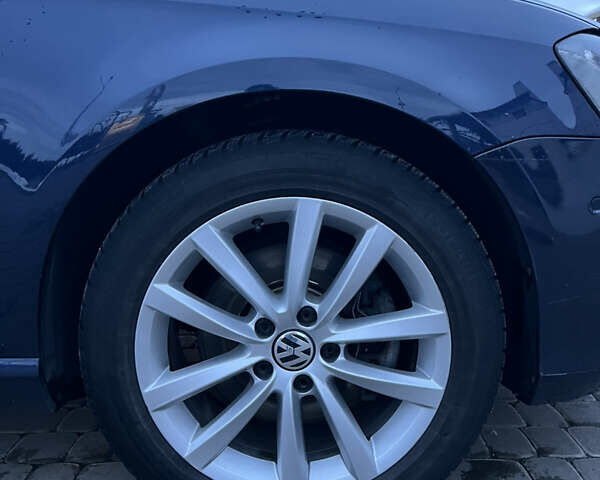 Синій Фольксваген Пассат, об'ємом двигуна 1.6 л та пробігом 274 тис. км за 12500 $, фото 70 на Automoto.ua