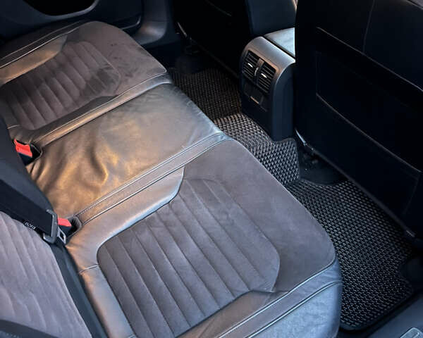 Синій Фольксваген Пассат, об'ємом двигуна 1.6 л та пробігом 274 тис. км за 12500 $, фото 68 на Automoto.ua