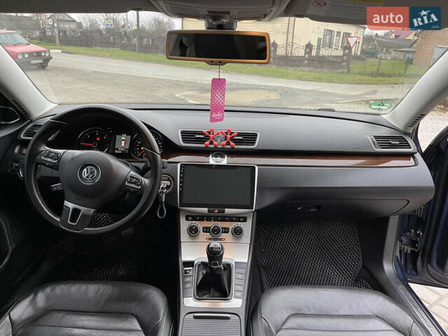 Синий Фольксваген Пассат, объемом двигателя 2 л и пробегом 330 тыс. км за 12300 $, фото 26 на Automoto.ua