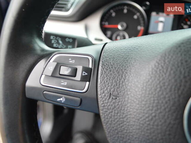 Синий Фольксваген Пассат, объемом двигателя 1.6 л и пробегом 248 тыс. км за 7800 $, фото 29 на Automoto.ua