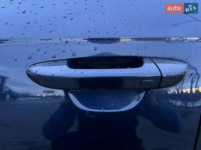 Синій Фольксваген Пассат, об'ємом двигуна 1.6 л та пробігом 274 тис. км за 12500 $, фото 20 на Automoto.ua