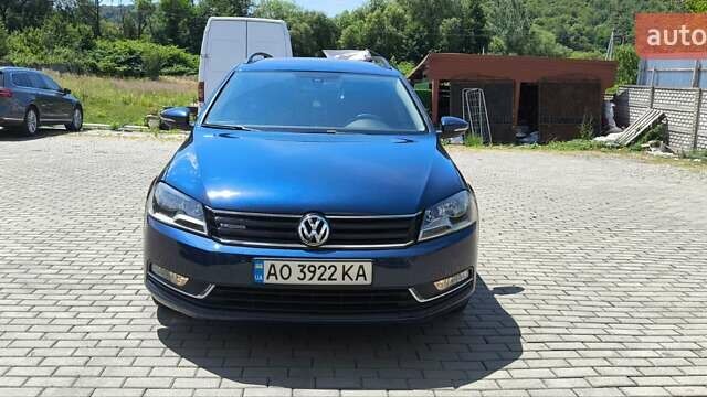 Синий Фольксваген Пассат, объемом двигателя 1.6 л и пробегом 279 тыс. км за 8700 $, фото 2 на Automoto.ua