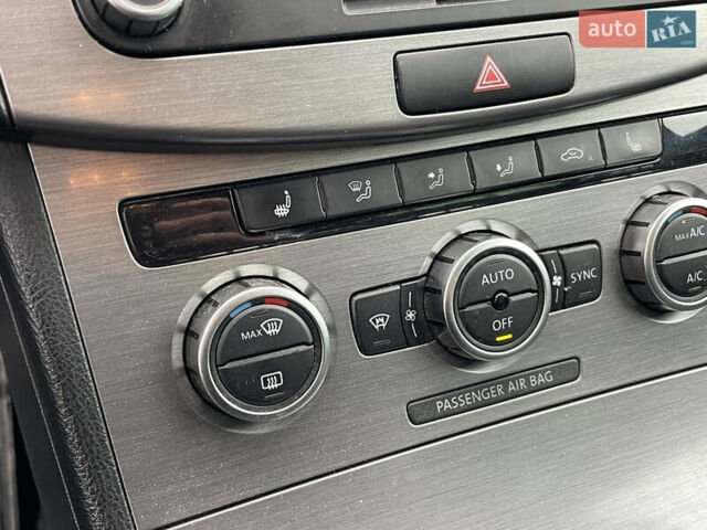 Синий Фольксваген Пассат, объемом двигателя 1.6 л и пробегом 233 тыс. км за 8850 $, фото 22 на Automoto.ua