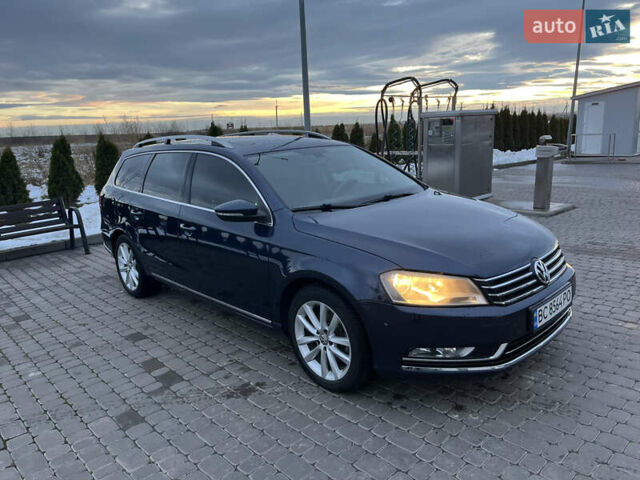 Синій Фольксваген Пассат, об'ємом двигуна 1.6 л та пробігом 274 тис. км за 12500 $, фото 4 на Automoto.ua
