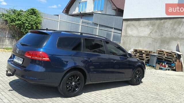 Синий Фольксваген Пассат, объемом двигателя 1.6 л и пробегом 279 тыс. км за 8700 $, фото 4 на Automoto.ua