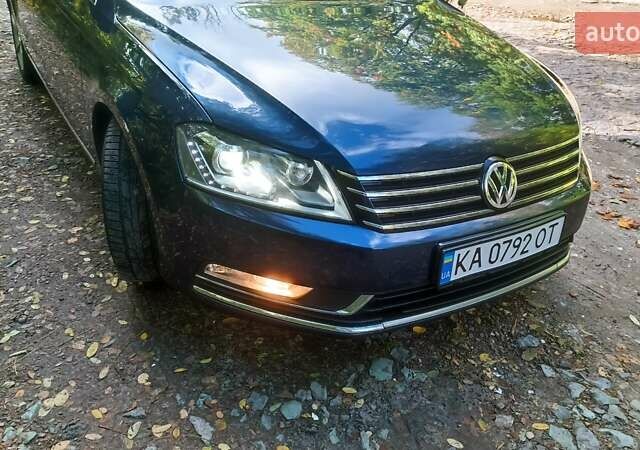 Синий Фольксваген Пассат, объемом двигателя 1.6 л и пробегом 233 тыс. км за 9500 $, фото 31 на Automoto.ua